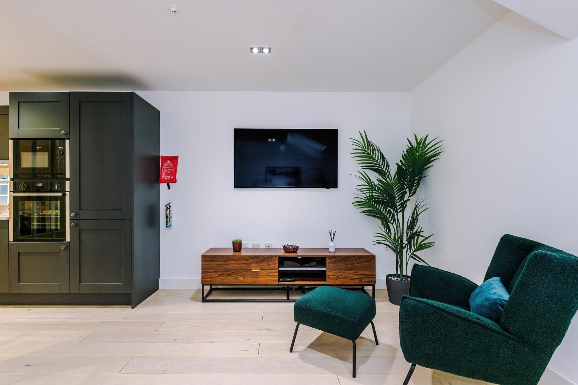 King Street Collection Apartment Manchester Room photo